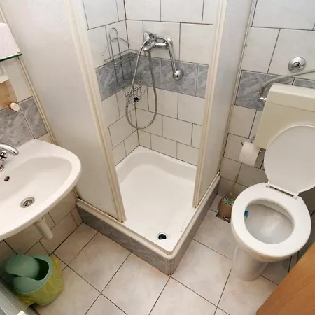 Apartment 5553b