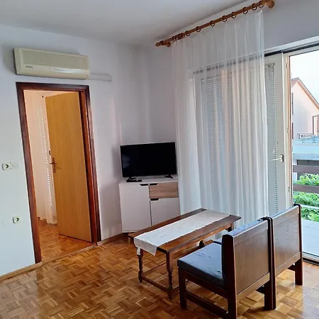 5553b Apartment Crikvenica