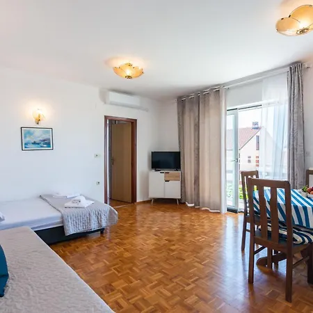 5553b Apartman